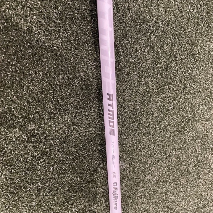 Fujikura Atmos Black Driver Shaft - Titleist TSI Or TSR Fitting Great Condition 3 Fujikura Atmos Black Driver Shaft - Titleist TSI Or TSR Fitting Great Condition